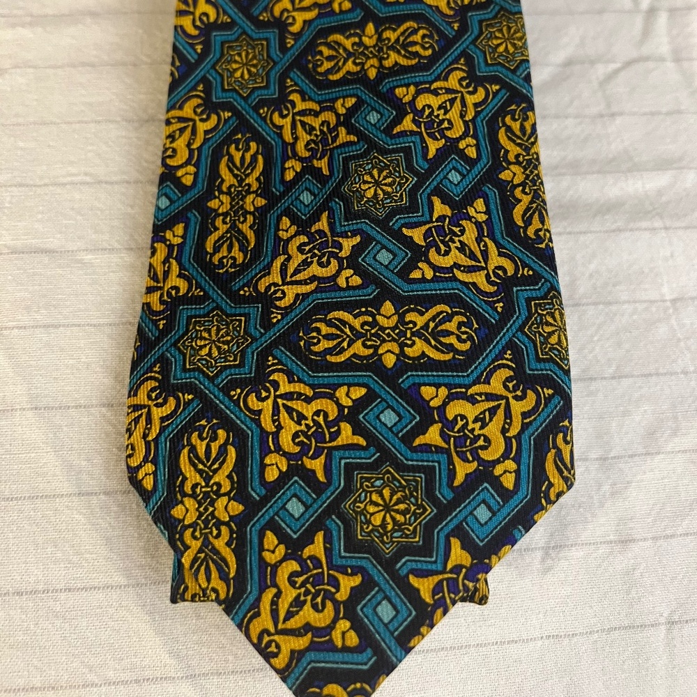 TIES VERSACE